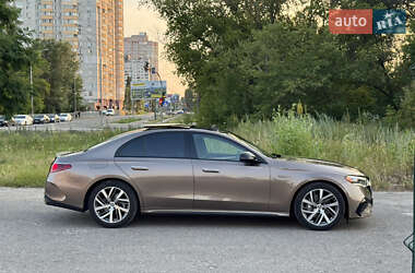 Седан Mercedes-Benz E-Class 2024 в 