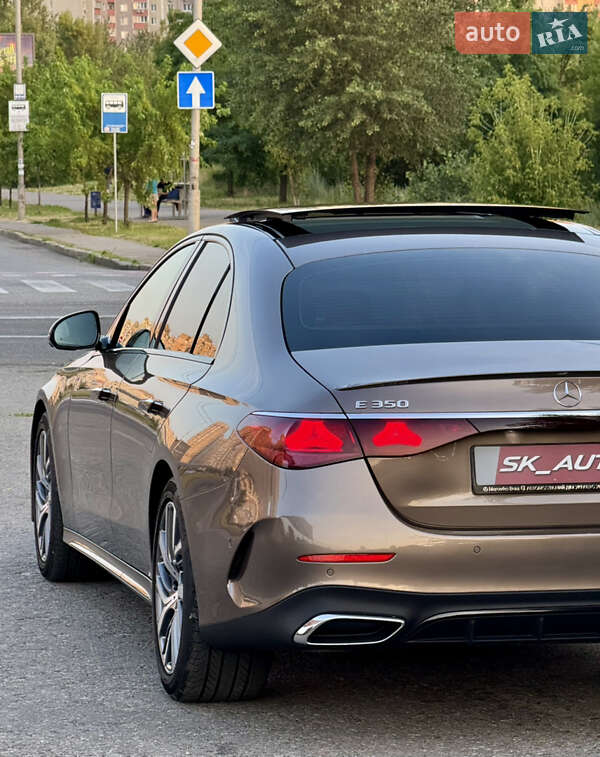 Седан Mercedes-Benz E-Class 2024 в Киеве
