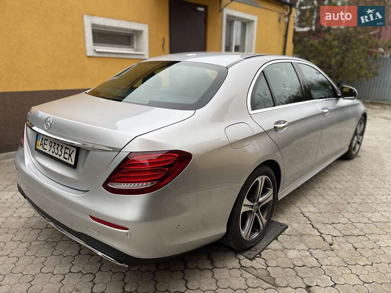 Седан Mercedes-Benz E-Class 2018 в Киеве