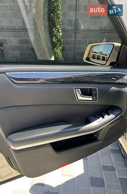 Седан Mercedes-Benz E-Class 2012 в 