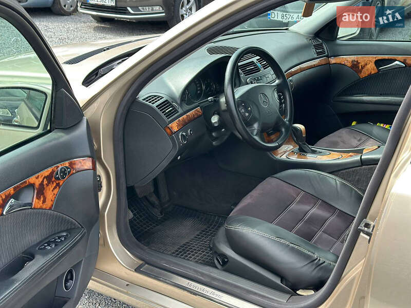 Mercedes-Benz E-Class 2002