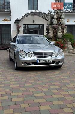Седан Mercedes-Benz E-Class 2003 в 