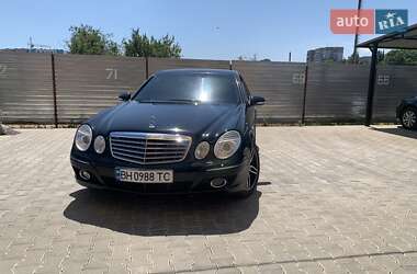 Седан Mercedes-Benz E-Class 2008 в 