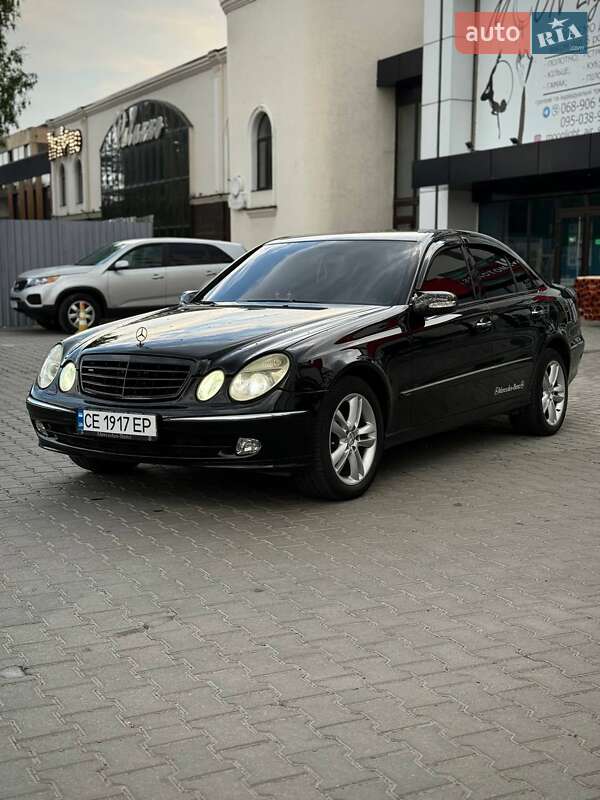 Седан Mercedes-Benz E-Class 2003 в Черновцах