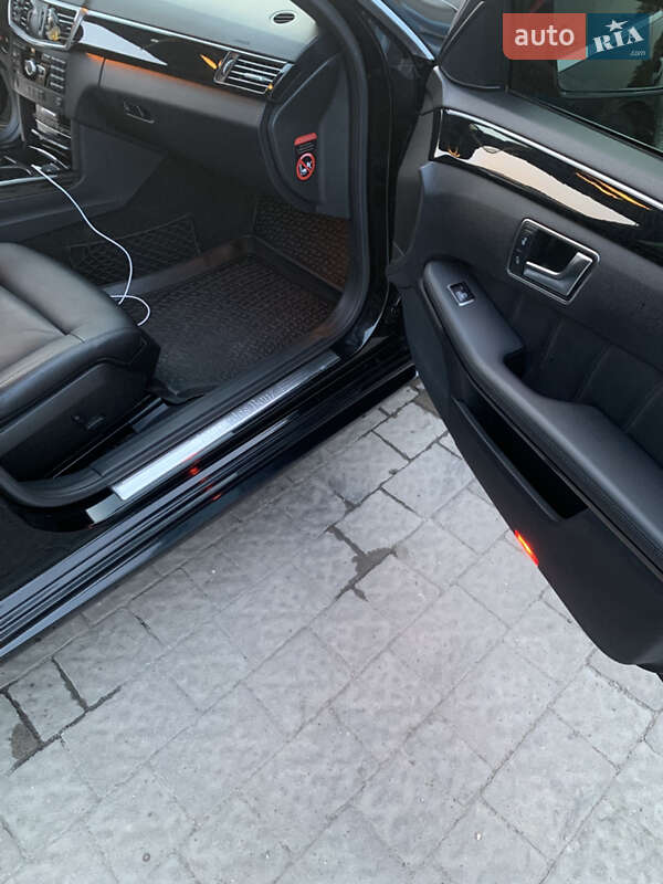 Седан Mercedes-Benz E-Class 2013 в Меденичах