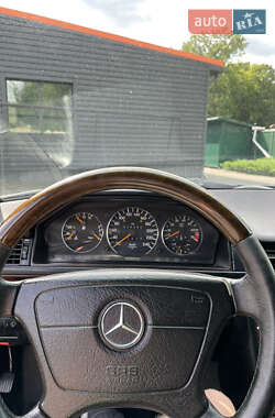 Купе Mercedes-Benz E-Class 1995 в 