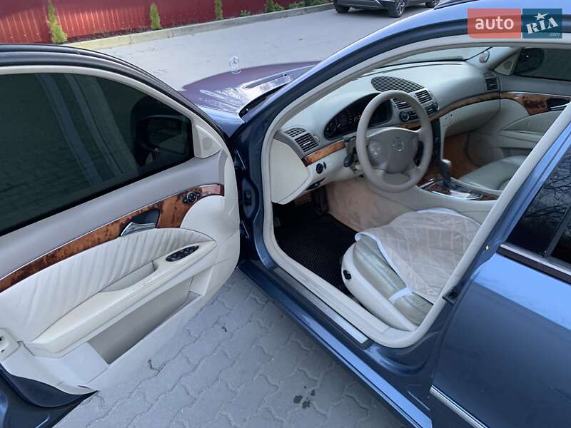 Универсал Mercedes-Benz E-Class 2003 в Львове