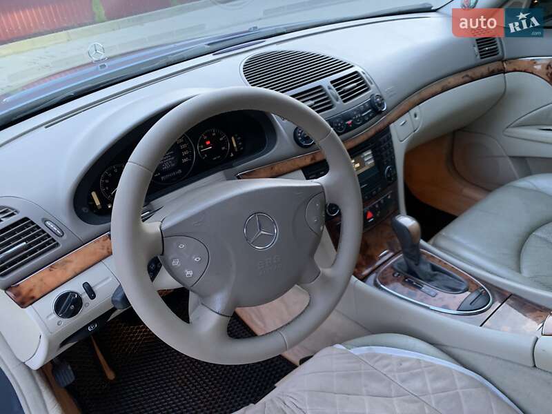 Универсал Mercedes-Benz E-Class 2003 в Львове