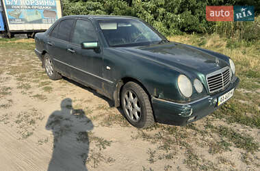 Седан Mercedes-Benz E-Class 1998 в 