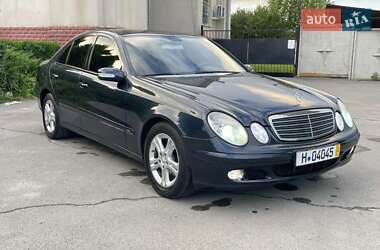 Седан Mercedes-Benz E-Class 2005 в Новій Ушиці