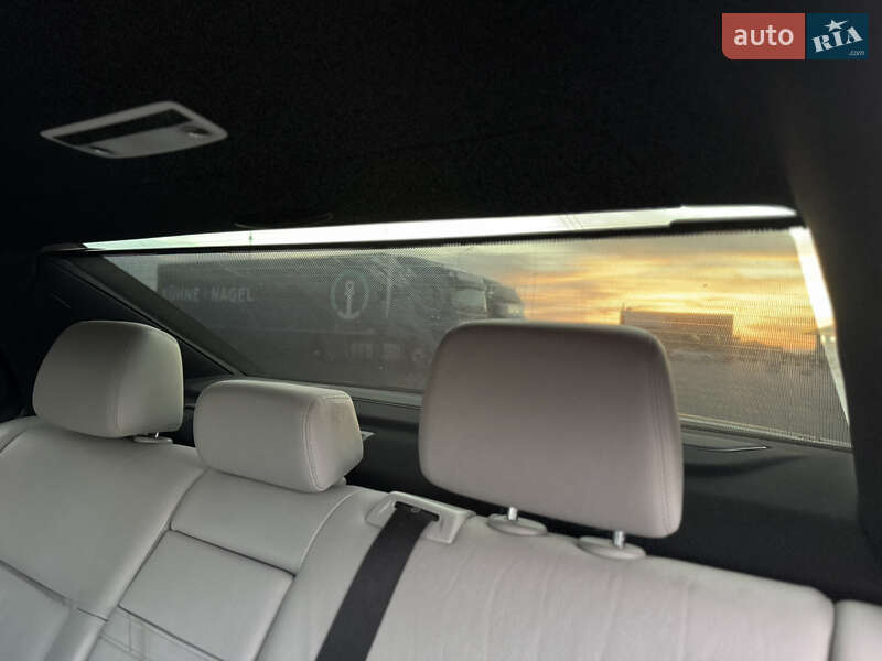 Седан Mercedes-Benz E-Class 2012 в Черновцах