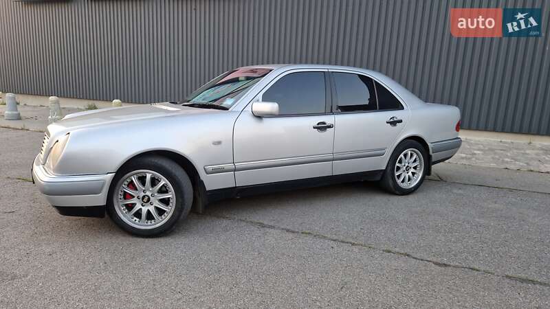 Седан Mercedes-Benz E-Class 1998 в Харкові фото 6 Седан Mercedes-Benz E-Class 1998 в Харкові