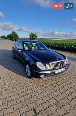 Седан Mercedes-Benz E-Class 2003 в 