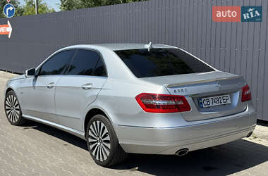 Седан Mercedes-Benz E-Class 2011 в Чернигове