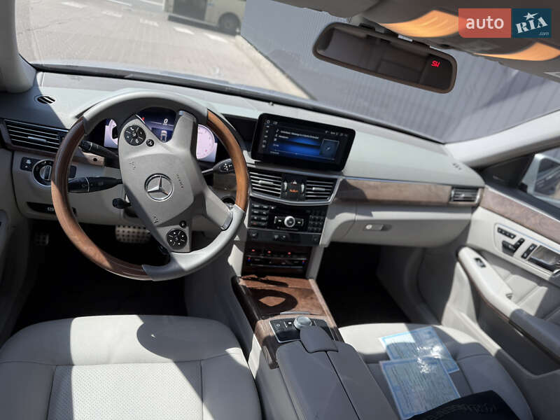 Седан Mercedes-Benz E-Class 2011 в Чернигове фото 13 Седан Mercedes-Benz E-Class 2011 в Чернигове