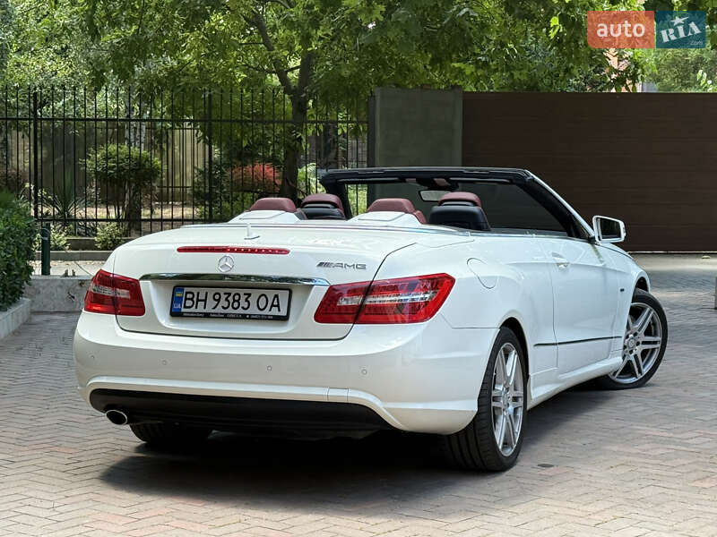 Кабриолет Mercedes-Benz E-Class 2011 в Одессе