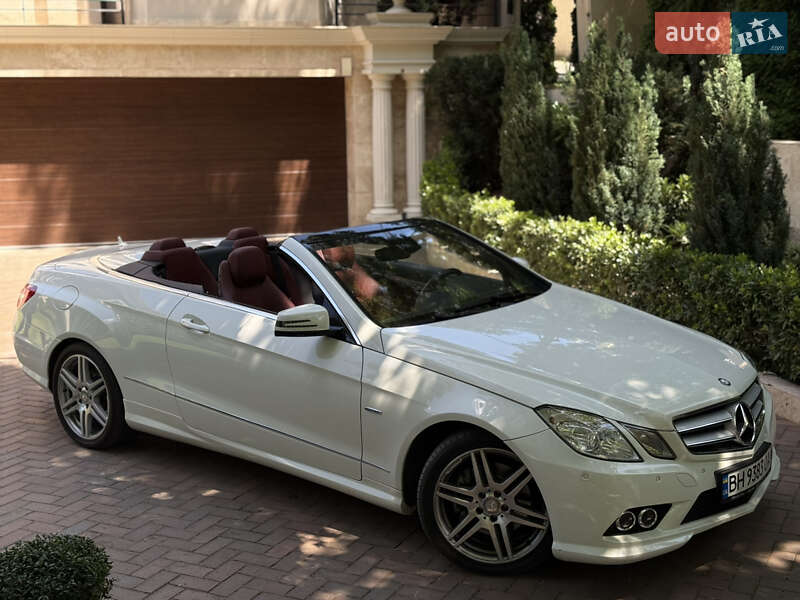 Кабриолет Mercedes-Benz E-Class 2011 в Одессе