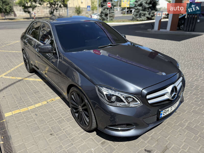 Седан Mercedes-Benz E-Class 2014 в 