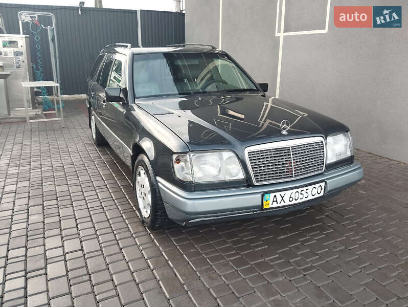 Mercedes-Benz E-Class 1994