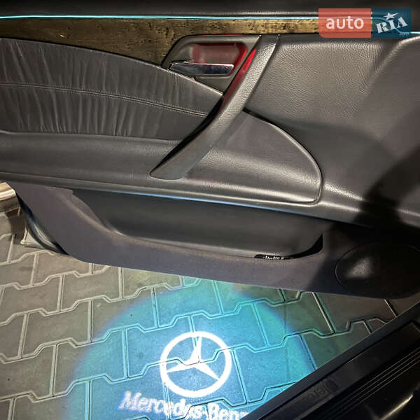 Седан Mercedes-Benz E-Class 1999 в Чернівцях