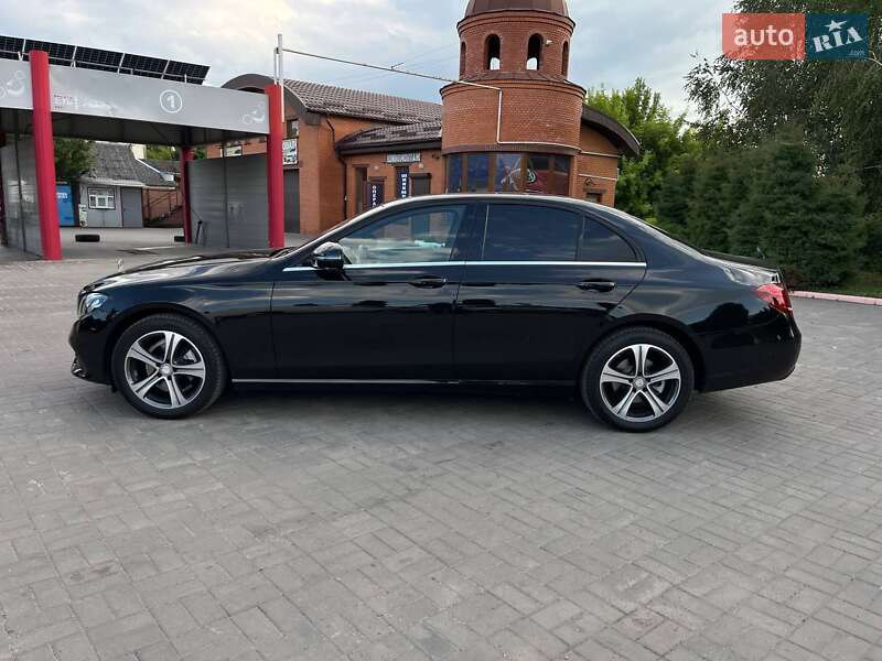 Седан Mercedes-Benz E-Class 2018 в Дубно