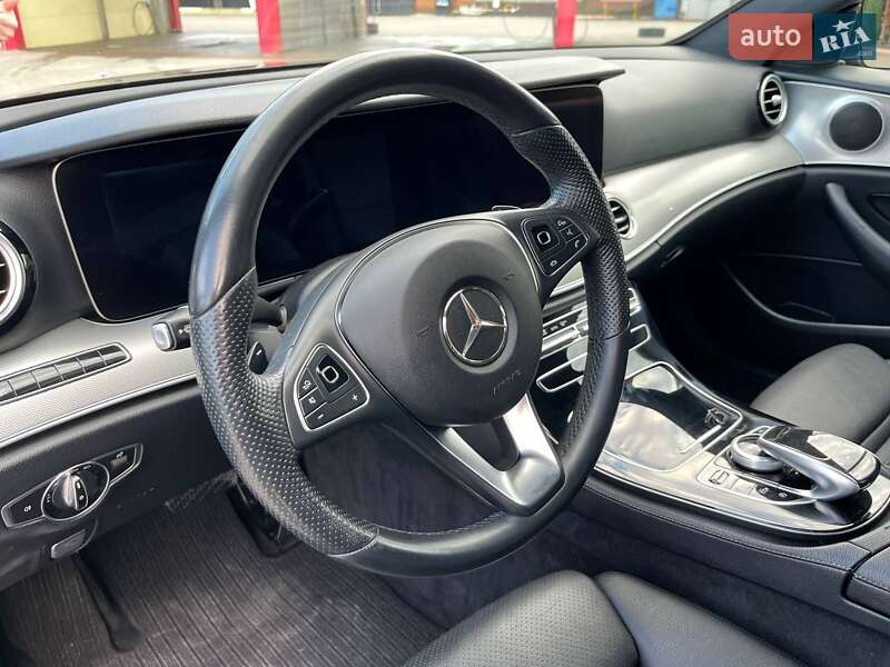 Седан Mercedes-Benz E-Class 2018 в Дубно