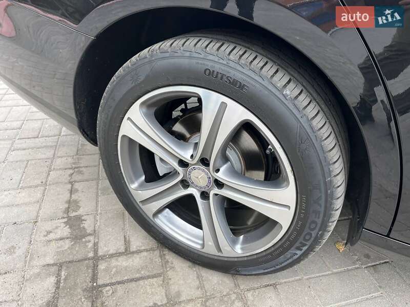 Седан Mercedes-Benz E-Class 2018 в Дубно