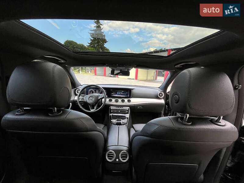 Седан Mercedes-Benz E-Class 2018 в Дубно