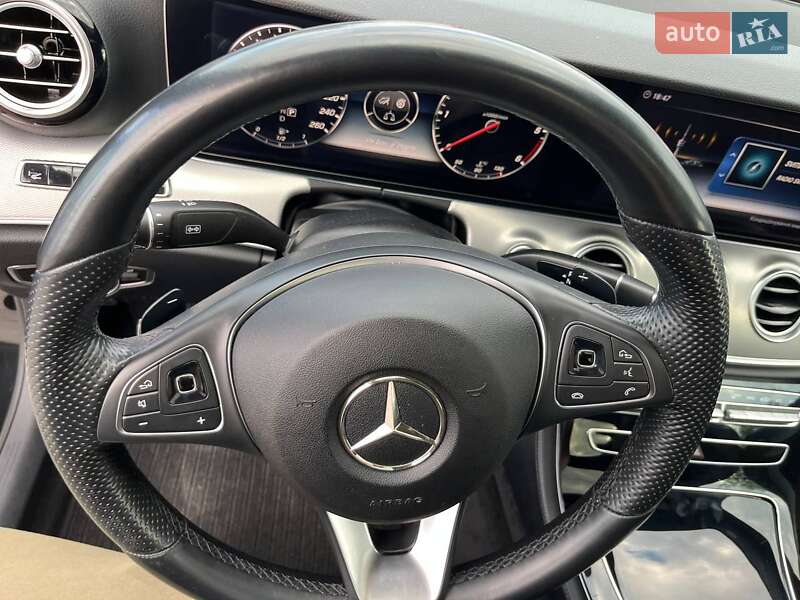Седан Mercedes-Benz E-Class 2018 в Дубно