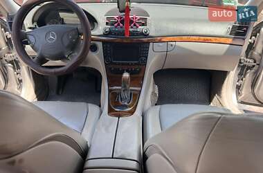 Седан Mercedes-Benz E-Class 2004 в 