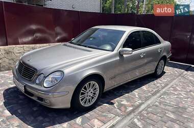 Седан Mercedes-Benz E-Class 2004 в Могилев-Подольске