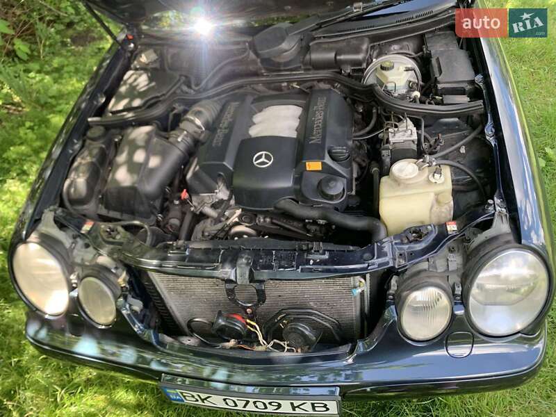 Седан Mercedes-Benz E-Class 2000 в Костопілі