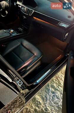 Седан Mercedes-Benz E-Class 2012 в 