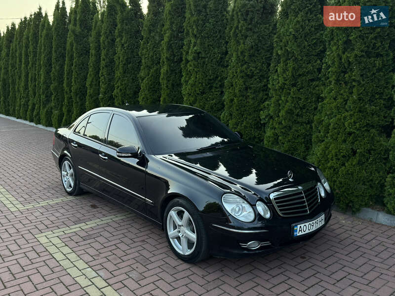 Седан Mercedes-Benz E-Class 2006 в Хмельницком