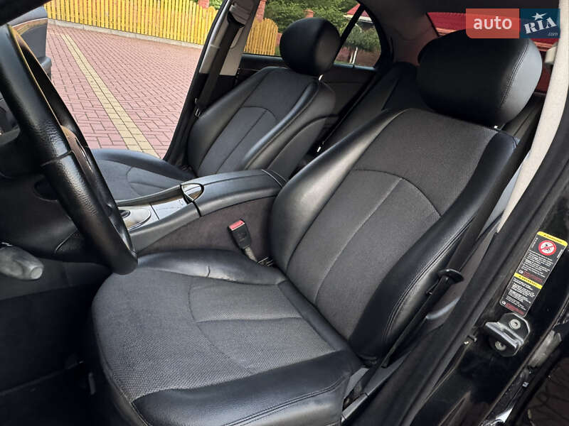 Седан Mercedes-Benz E-Class 2006 в Хмельницком