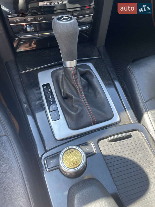 Седан Mercedes-Benz E-Class 2009 в Яворове