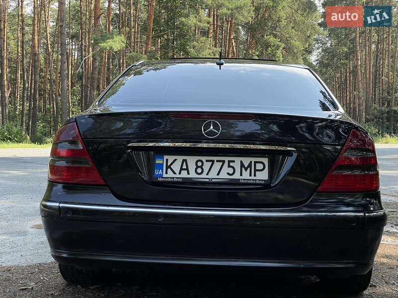 Седан Mercedes-Benz E-Class 2002 в Вышгороде