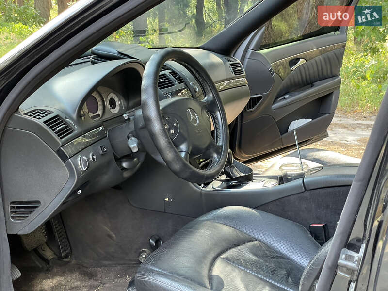 Седан Mercedes-Benz E-Class 2002 в Вышгороде