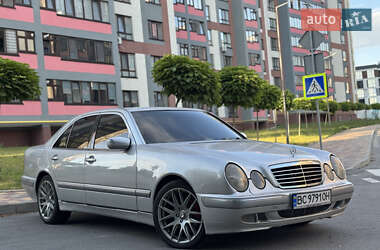 Седан Mercedes-Benz E-Class 2000 в Тернополі
