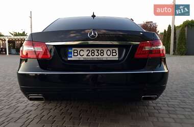 Седан Mercedes-Benz E-Class 2012 в 