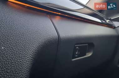 Седан Mercedes-Benz E-Class 2012 в 