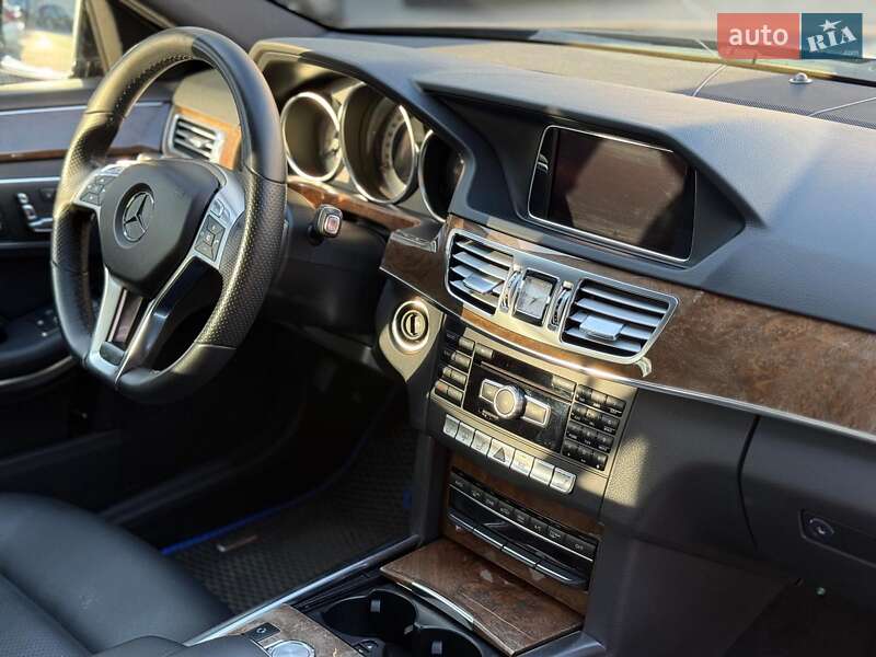 Седан Mercedes-Benz E-Class 2013 в Одессе