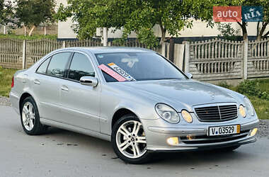 Седан Mercedes-Benz E-Class 2002 в 