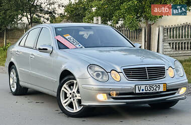 Седан Mercedes-Benz E-Class 2002 в 
