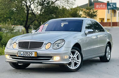 Седан Mercedes-Benz E-Class 2002 в 