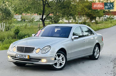 Седан Mercedes-Benz E-Class 2002 в 