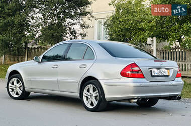 Седан Mercedes-Benz E-Class 2002 в 