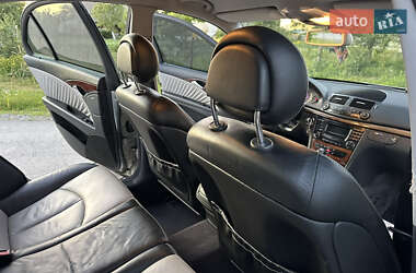 Седан Mercedes-Benz E-Class 2002 в 