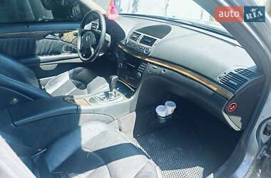 Седан Mercedes-Benz E-Class 2003 в 