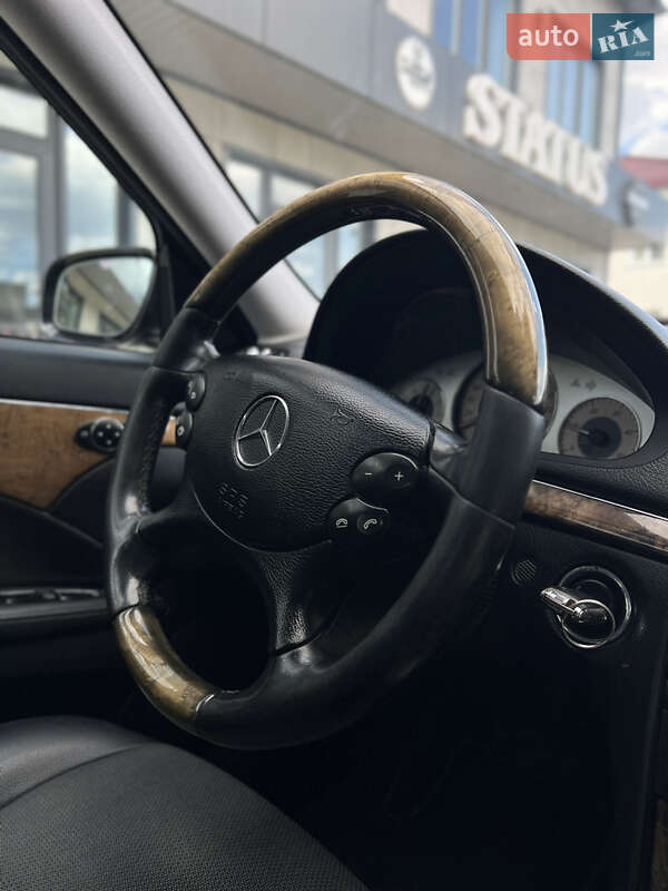 Седан Mercedes-Benz E-Class 2008 в Березному